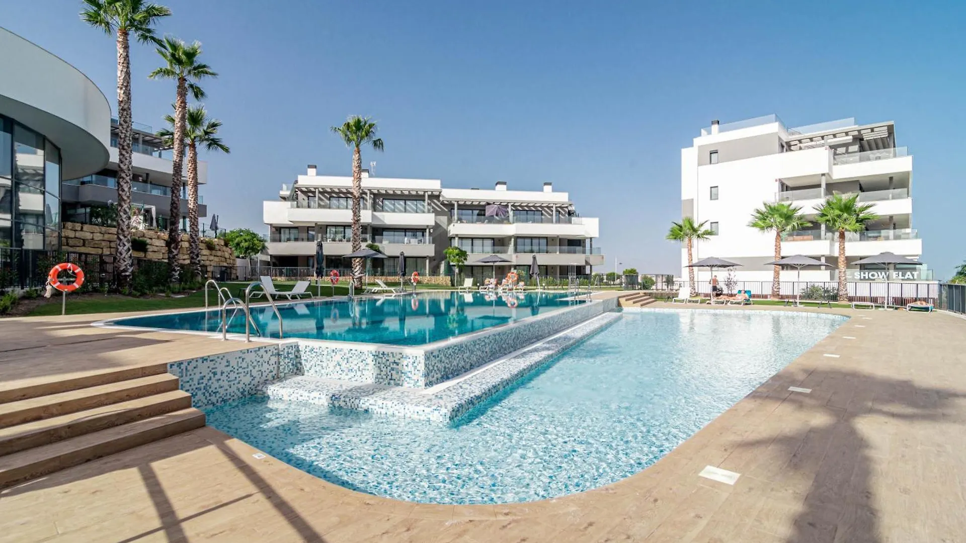 Lme2Ba - Cozy Ground Floor, Flat In Luxury Resort Estepona Spain