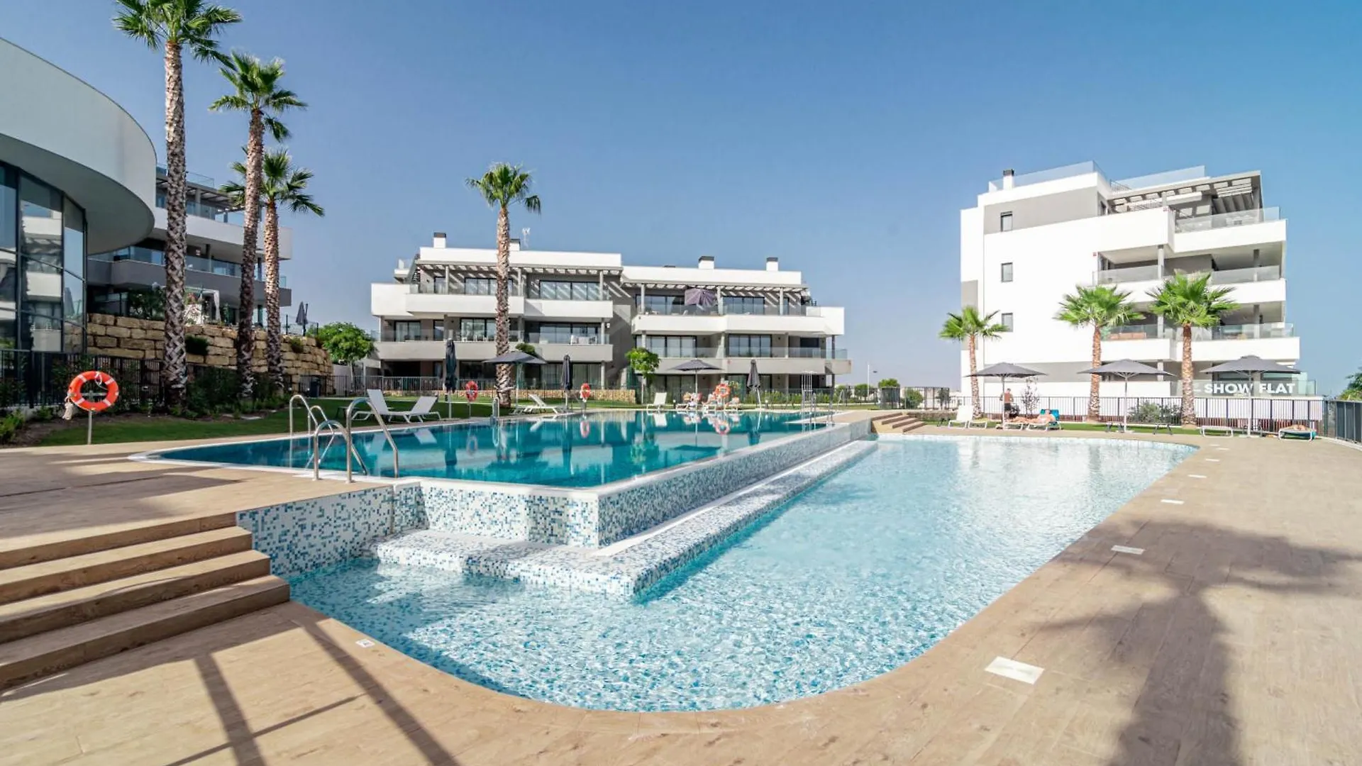 Apartment Lme2Ba - Cozy Ground Floor, Flat In Luxury Resort Estepona Spain